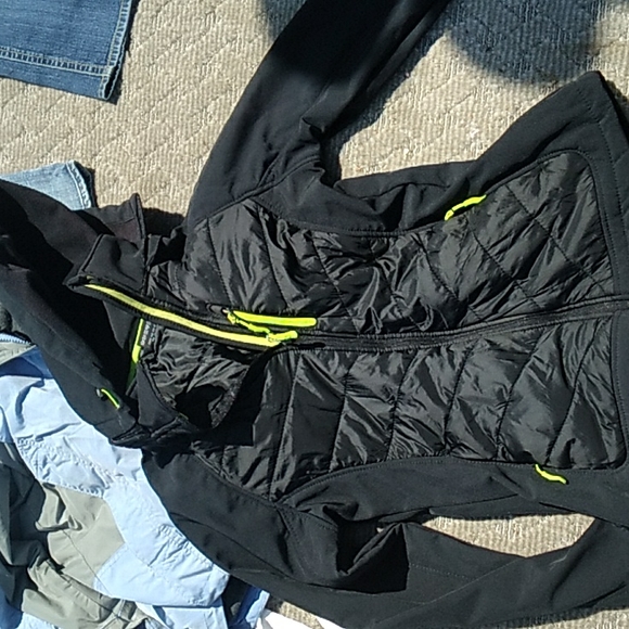 ⚜️ CB Sports Puffer Ski Jacket  BLACK Sz Medium - Picture 2 of 16